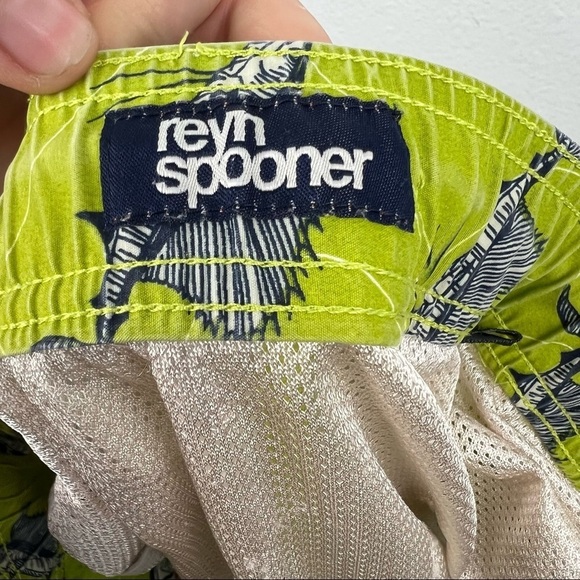 REYN SPOONER Stretch Polyester Swim Trunks, Lined, Green with Marlins, Size M - Picture 5 of 11